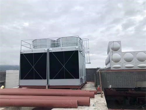 給高溫水冷卻必須采用閉式冷卻塔(柴油機高溫水冷卻