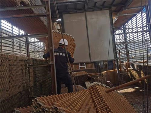 清洗全鋼橫流冷卻塔方法有哪些呢？？