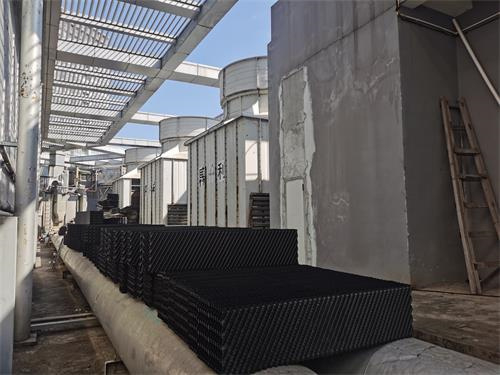 橫流式閉式冷卻塔的組成與結(jié)構(gòu)(鄭州閉式橫流冷卻塔