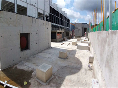 冷卻塔運(yùn)用過(guò)程中出現(xiàn)噪音及振蕩怎么辦?(冷卻塔的振