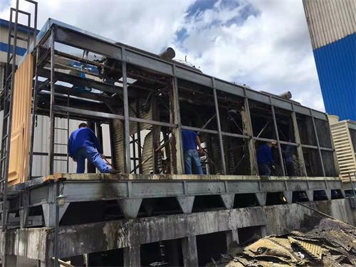 全鋼冷卻塔出現(xiàn)漏水現(xiàn)象如何處理？