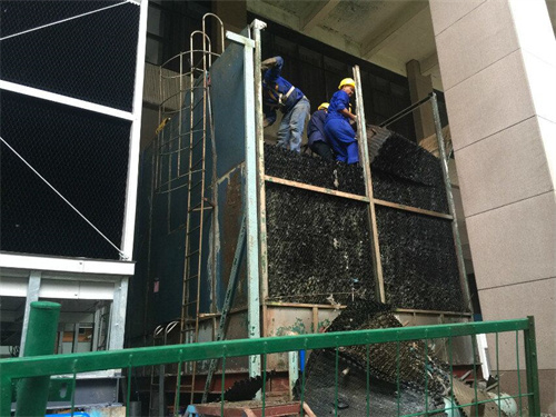 滲水也是造成閉式冷卻塔發(fā)生故障的原因之一